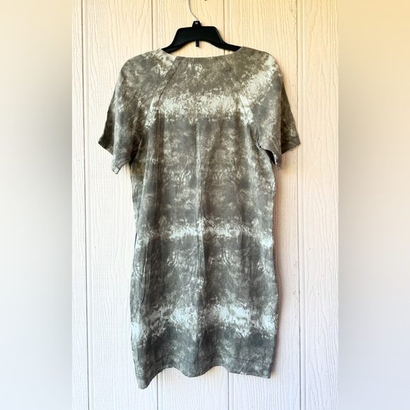 Rachel Roy Tie Dye Short Sleeve Dress - Picture 5 of 12